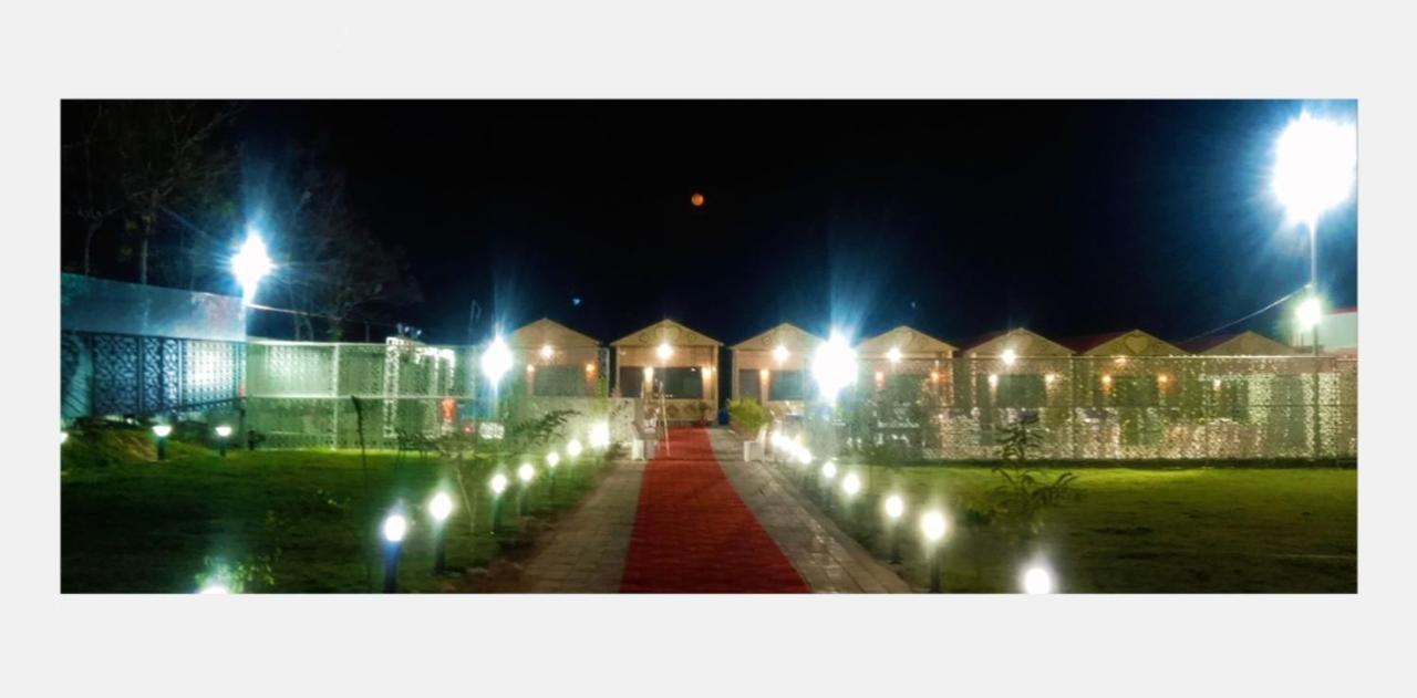 Midwaay Resort Patratu Eksteriør bilde
