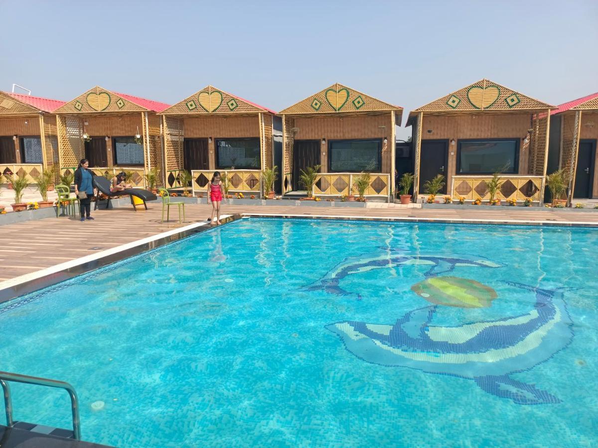 Midwaay Resort Patratu Eksteriør bilde